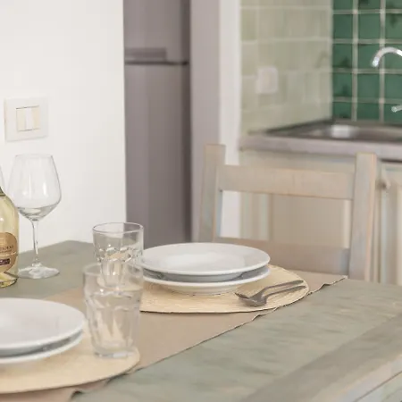 Ξενοδοχείο με διαμερίσματα Village 4*