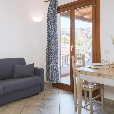 Village Aparthotel 4*