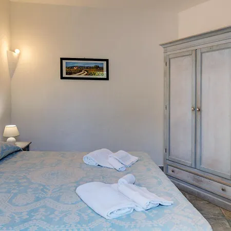 Aparthotel Village