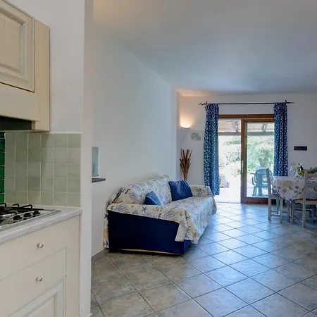 Village 4* Palau