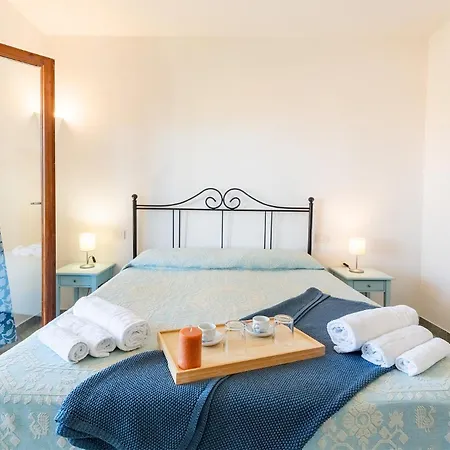 Ξενοδοχείο με διαμερίσματα Village Palau