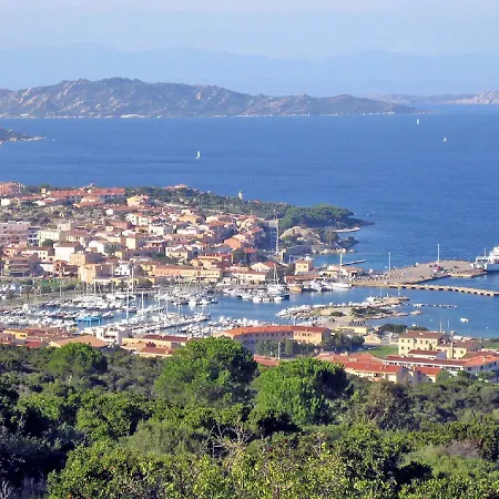 Aparthotel Village Palau