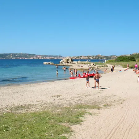 Ξενοδοχείο με διαμερίσματα Village 4*