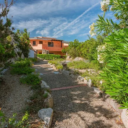 Aparthotel Village 4*