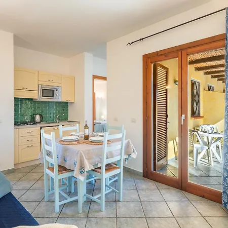 Village Aparthotel
