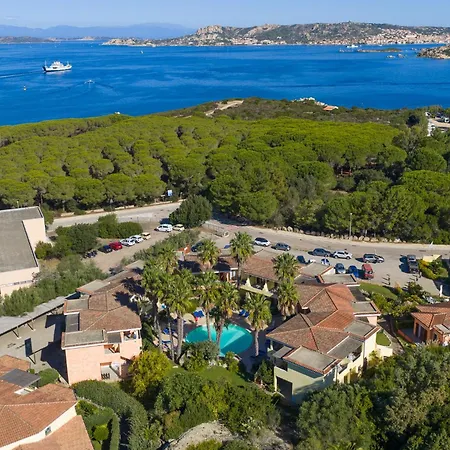 Village 4* Palau