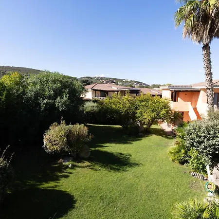 Village 4* Palau