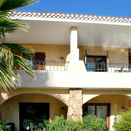 Village Aparthotel
