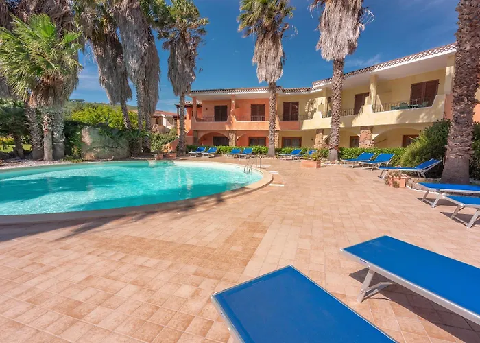 Village Aparthotel 4*