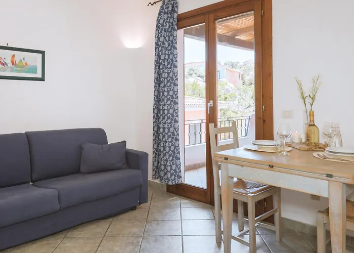 Village Aparthotel 4*