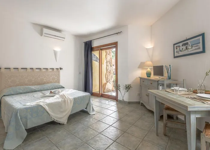 Village Aparthotel 4*