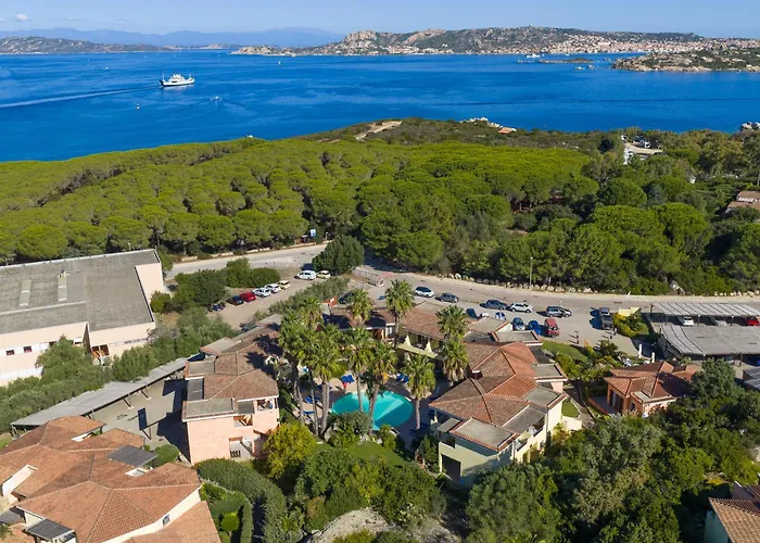Village 4* Palau