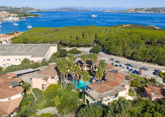 Aparthotel Village