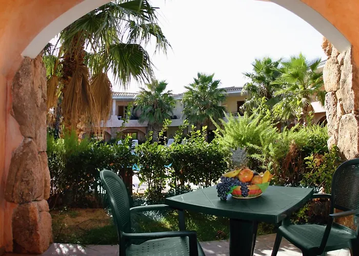 Aparthotel Village Palau