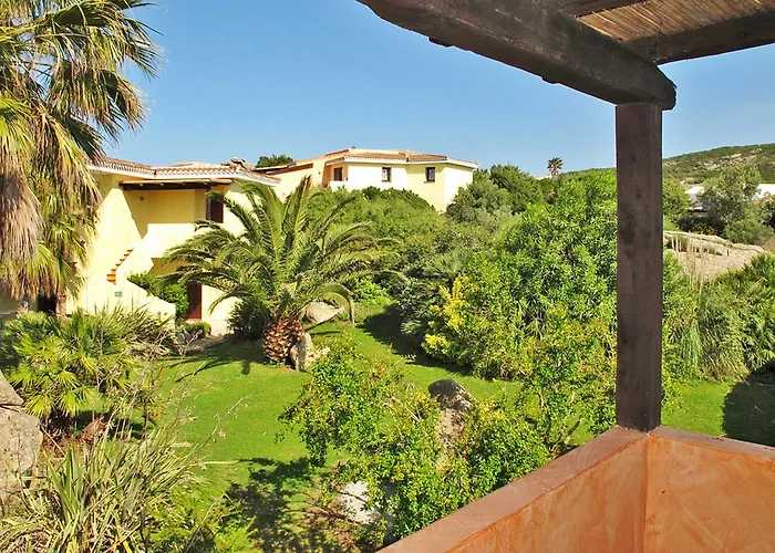 Aparthotel Village Palau