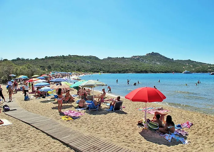 Aparthotel Village 4*